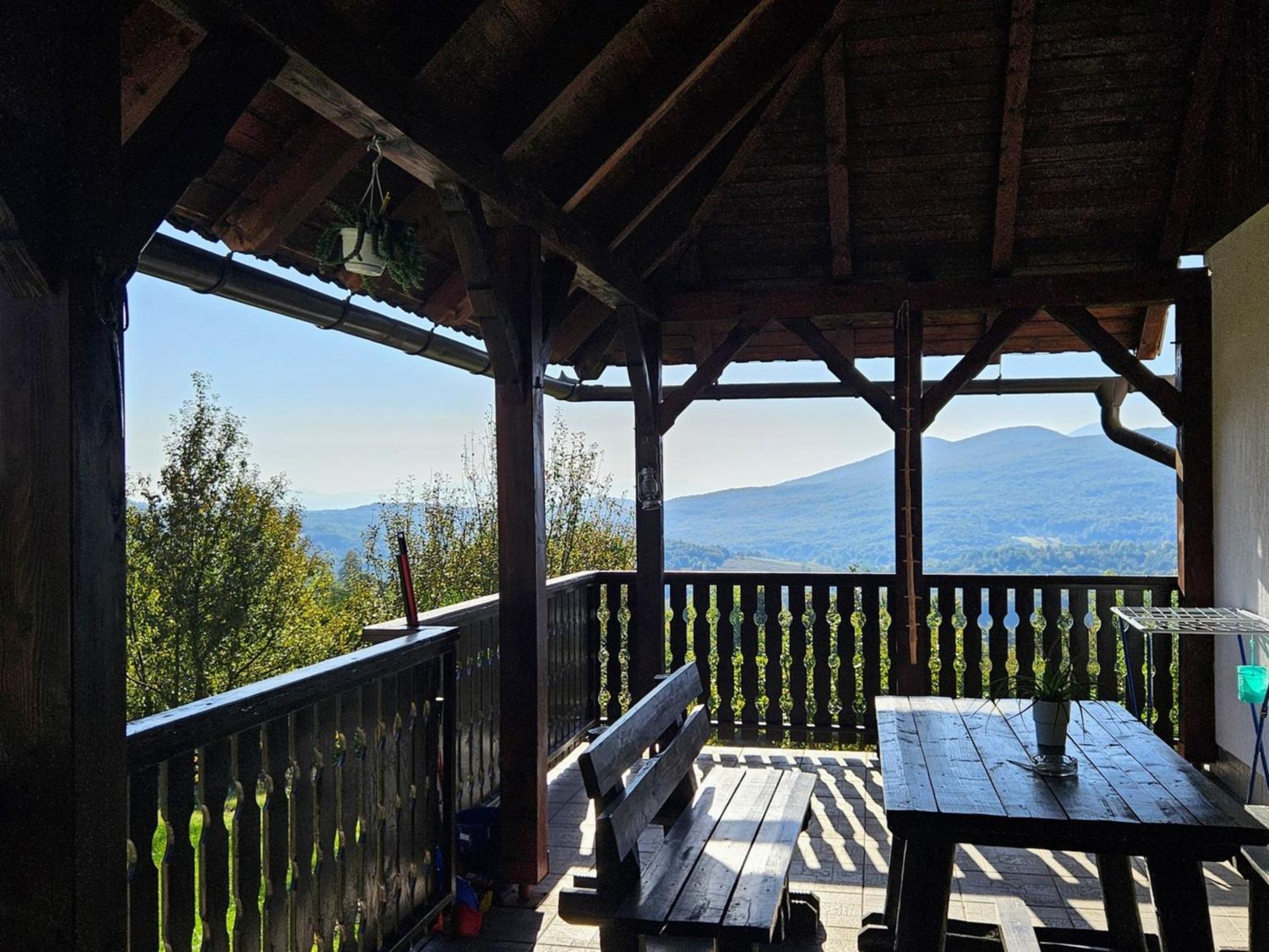 Villa Cozy House Zivko With Balcony Plitvička Jezera Exterior foto
